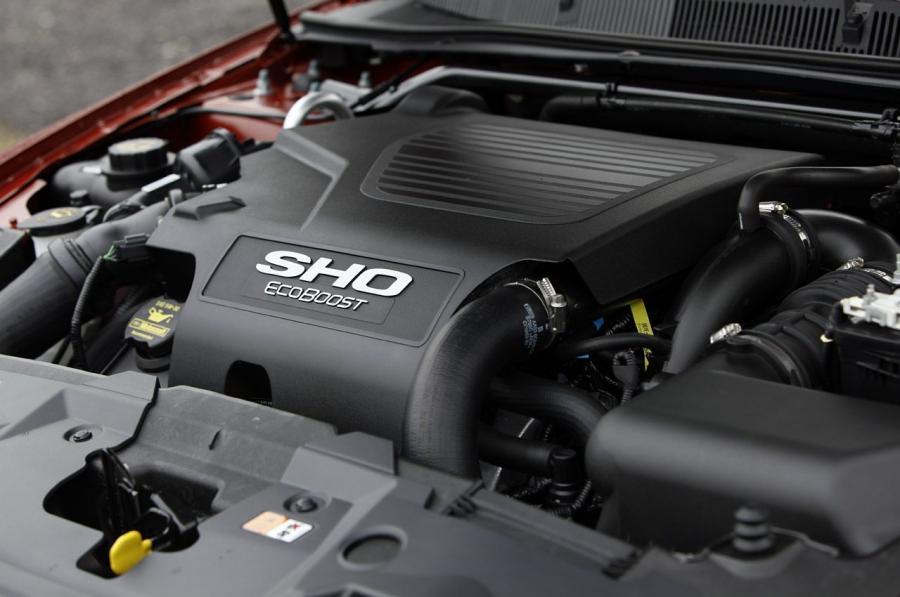  Ford Taurus SHO 2013 года  (фото 24 из 56)